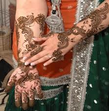 Bridal Mehndi Designs / Henna Designs for Bridal Latest