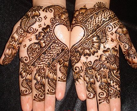 Mehndi Designs for hands on wedding