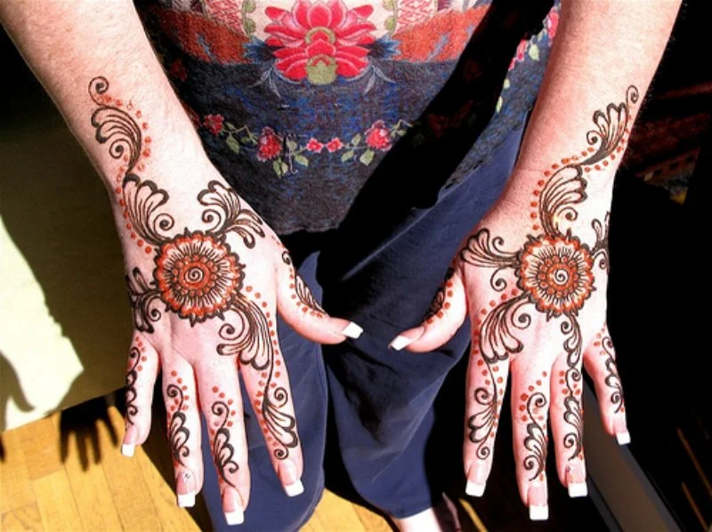 Double Hands Arabic  Mehndi Designs